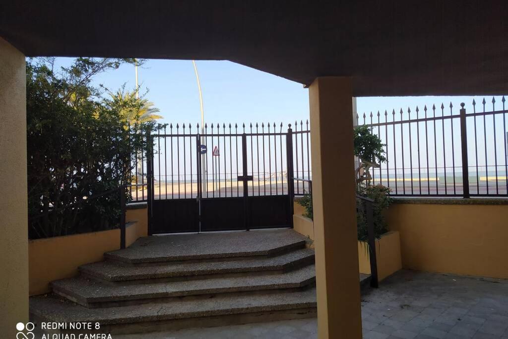 Sanlúcar de Barrameda Apartamento En Primera Linea De Playa מראה חיצוני תמונה